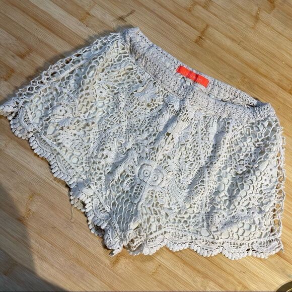 Lulumari crochet detail shorts  - Picture 1 of 8
